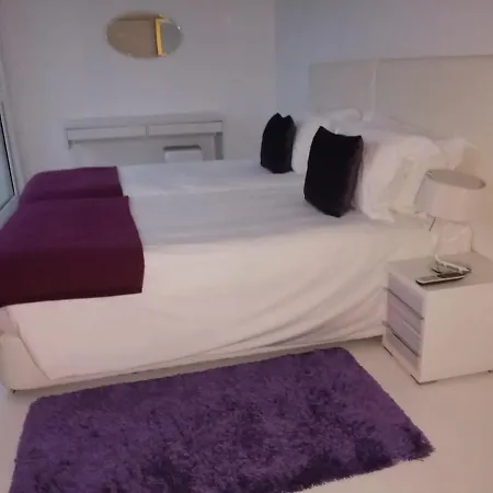 White Luxury Vila *