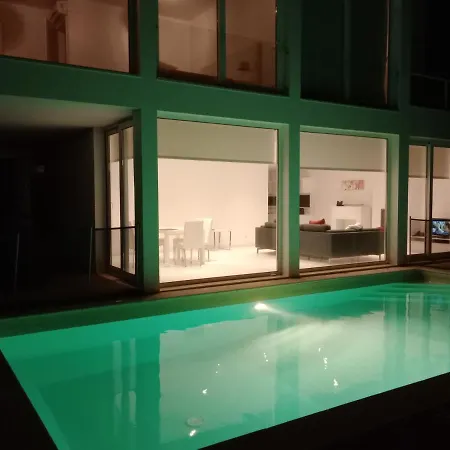 White Luxury Vila Сагреш